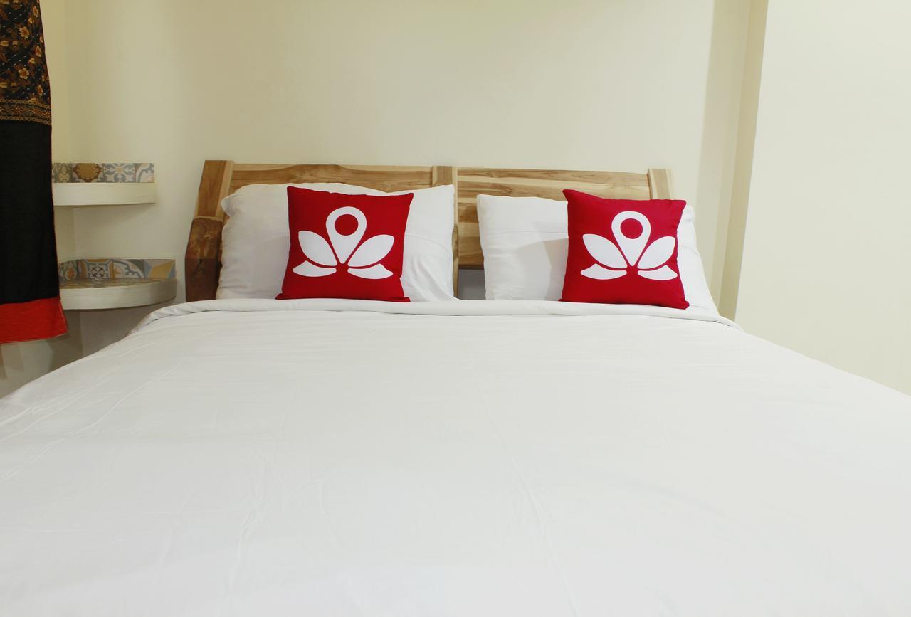 Zen Rooms Cassa Dua Pasteur 万隆 外观 照片