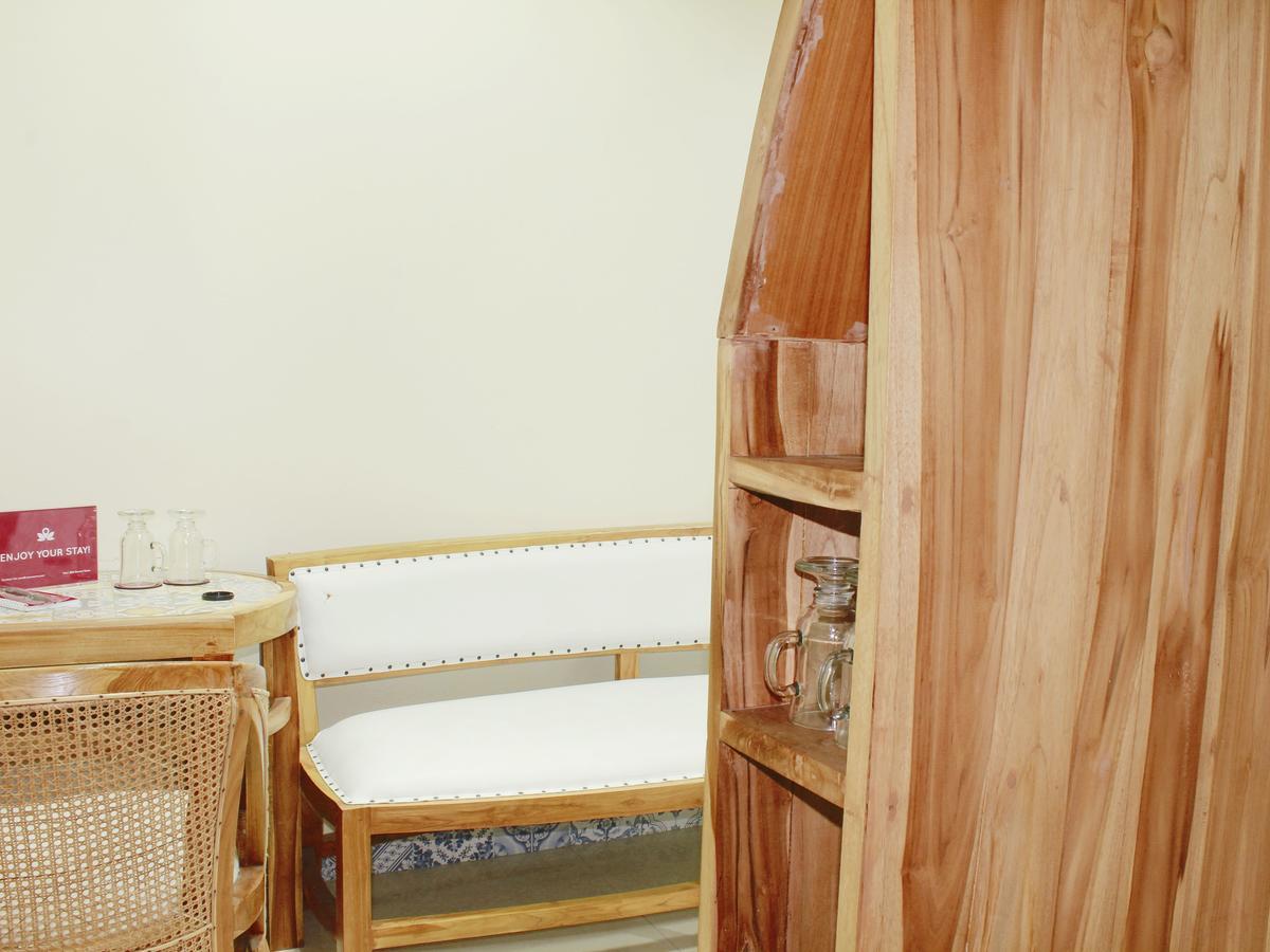 Zen Rooms Cassa Dua Pasteur 万隆 外观 照片